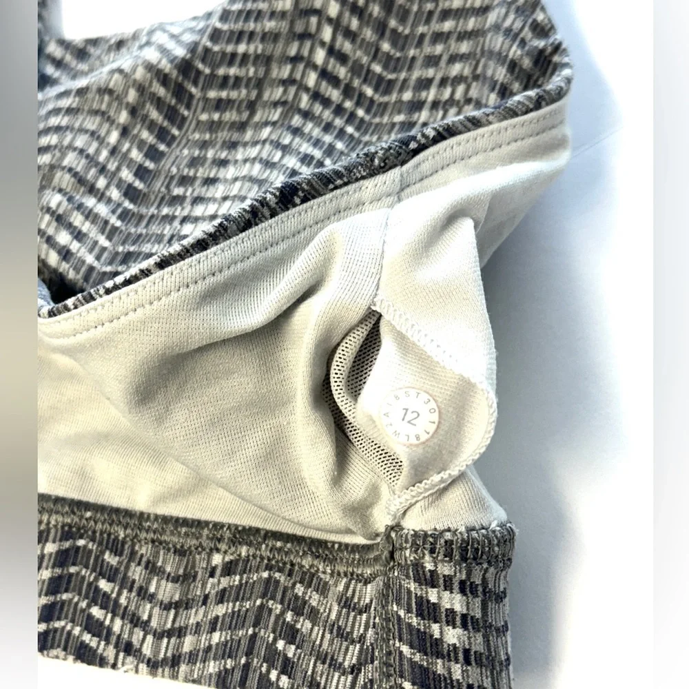 Lululemon Gray Padded Sports Bra Size 12